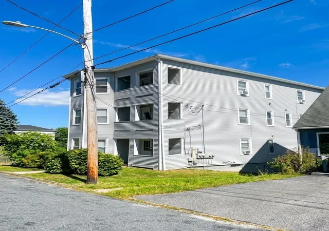 Photo 3 of Multi family home for sale at 15 Carlstad St, Worcester, MA 01607 | MLS# 73587835 | Listing updated on 2026-10-12