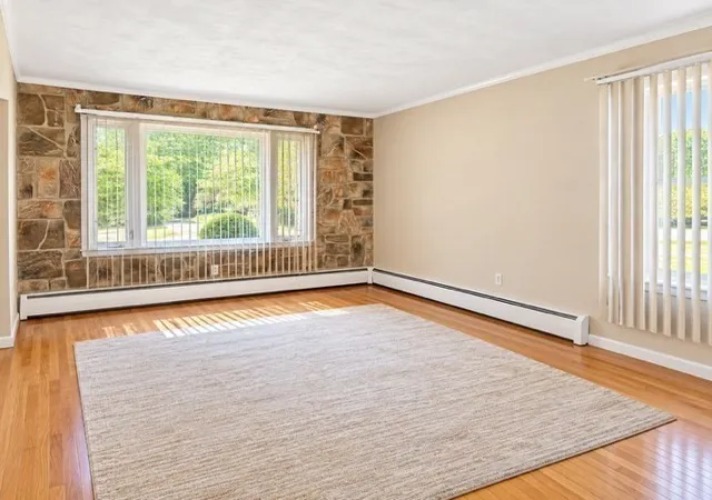 Photo 4 of Sale Pending at 709 N Branch Pkwy, Springfield, MA 01119 | MLS# 73573741 | Listing updated on 2026-09-15