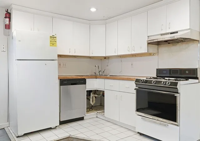 Photo 2 of Sale Pending at 29 31 Washburn Ave #1B, Cambridge, MA 02140 | MLS# 73580786 | Listing updated on 2026-10-21