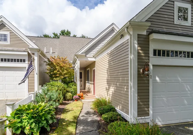 Photo 1 of Condo for sale at 2 Candleberry Ct #2, Buzzards Bay, MA 02532 | MLS# 73582567 | Listing updated on 2026-09-29