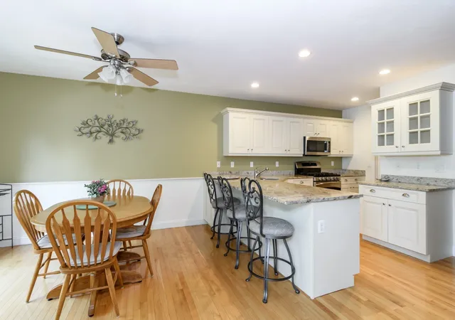 Photo 3 of Condo for sale at 2 Candleberry Ct #2, Buzzards Bay, MA 02532 | MLS# 73582567 | Listing updated on 2026-09-29