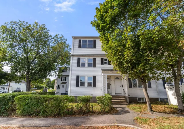 Photo 1 of Single family home for sale at 10 Keyes St, Quincy, MA 02169 | MLS# 73577355 | Listing updated on 2026-09-28