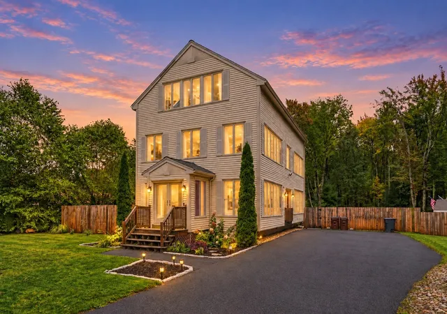 Photo 1 of Single family home for sale at 111 Ferry Rd, Salisbury, MA 01952 | MLS# 73584911 | Listing updated on 2026-10-19