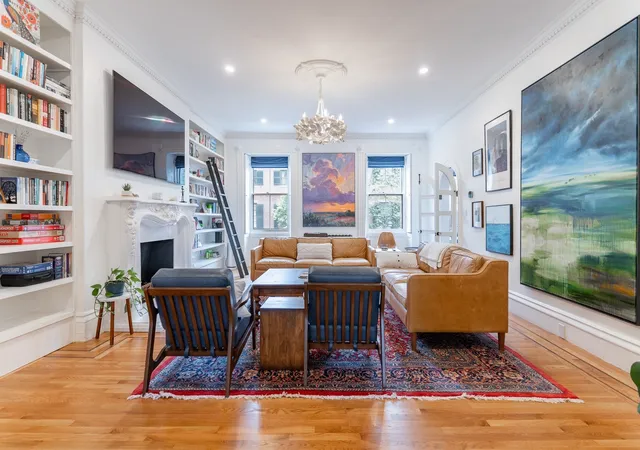 Listing Photo 3 - Condo for sale in building located at 53 Mount Vernon St, Boston, MA 02108 - Unit #3