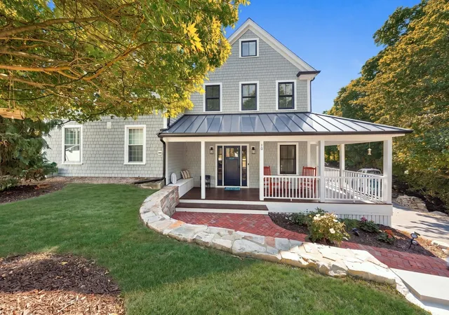 Photo 2 of Sale Pending at 10 Jerusalem Rd, Cohasset, MA 02025 | MLS# 73575639 | Listing updated on 2026-09-25