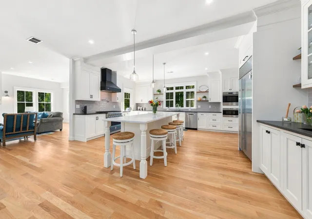 Photo 3 of Sale Pending at 10 Jerusalem Rd, Cohasset, MA 02025 | MLS# 73575639 | Listing updated on 2026-09-25