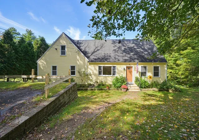 Photo 2 of Single family home for sale at 56 Harrington Rd, Charlton, MA 01507 | MLS# 73581204 | Listing updated on 2026-10-14