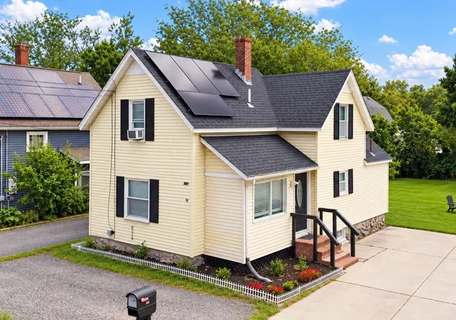 Photo 1 of Single family home for sale at 861 Pleasant St, Attleboro, MA 02703 | MLS# 73583609 | Listing updated on 2026-10-27