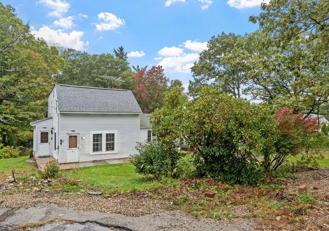 Photo 3 of Single family home for sale at 393 South Rd, Templeton, MA 01468 | MLS# 73584869 | Listing updated on 2026-10-04