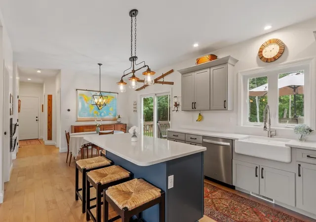 Photo 4 of Sale Pending at 837 New W Townsend Rd, Lunenburg, MA 01462 | MLS# 73573850 | Listing updated on 2026-09-24