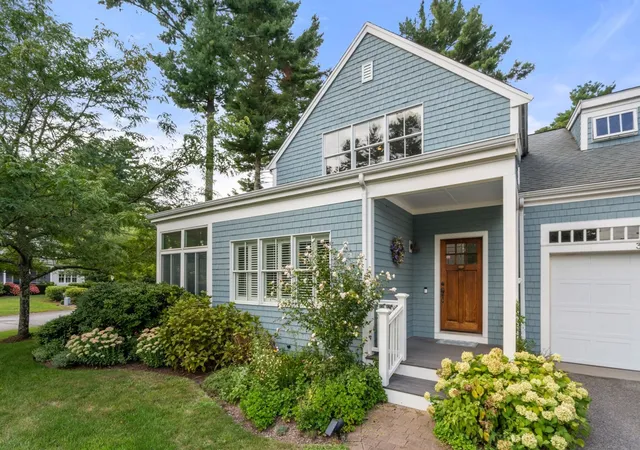 Photo 1 of Sale Pending at 31 Hathaway Pond Cir #31, Rochester, MA 02770 | MLS# 73571080 | Listing updated on 2026-09-15