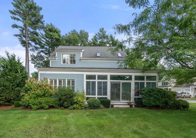 Photo 2 of Sale Pending at 31 Hathaway Pond Cir #31, Rochester, MA 02770 | MLS# 73571080 | Listing updated on 2026-09-15