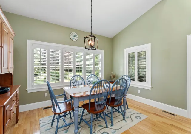 Photo 3 of Sale Pending at 31 Hathaway Pond Cir #31, Rochester, MA 02770 | MLS# 73571080 | Listing updated on 2026-09-15