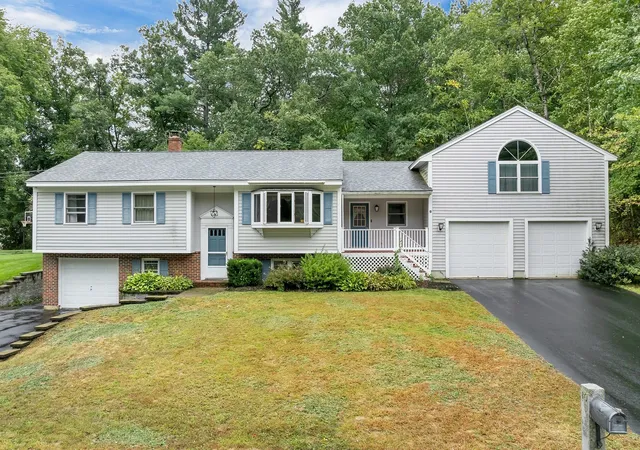 Photo 1 of Single family home for sale at 10 Davis Rd, Merrimack, NH 03054 | MLS# 73584744 | Listing updated on 2026-10-04