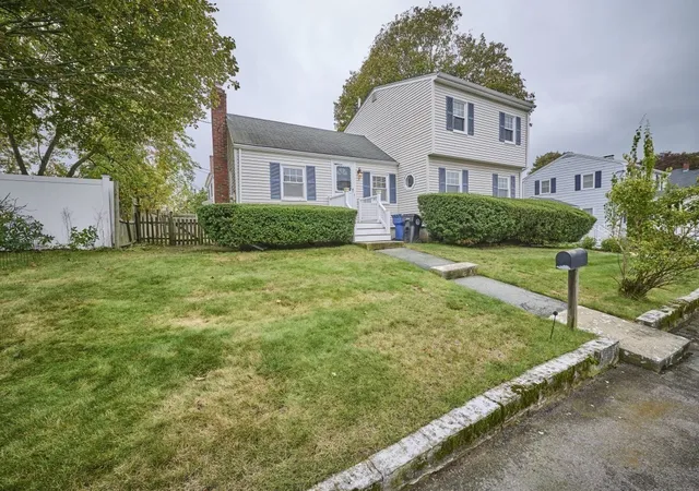 Photo 1 of Single family home for sale at 7 Lovett St, Salem, MA 01970 | MLS# 73588421 | Listing updated on 2026-10-15