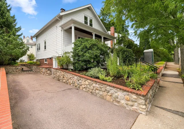 Photo 2 of Sale Pending at 42 Brucewood St, West Roxbury, MA 02132 | MLS# 73566796 | Listing updated on 2026-09-30