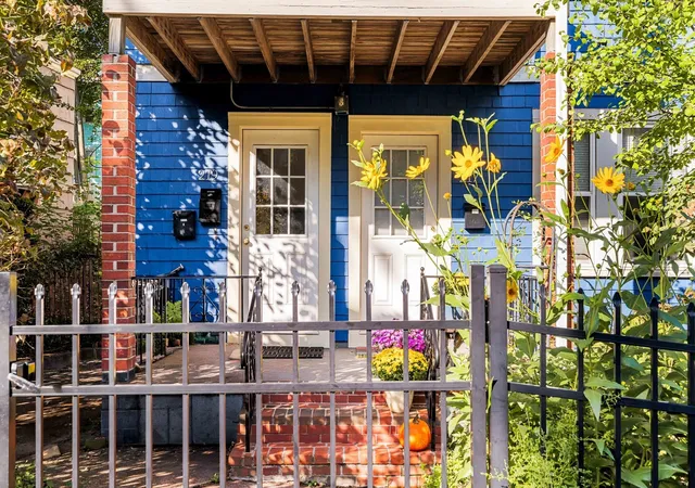 Photo 2 of Condo for sale at 219 Florence St #1, Roslindale, MA 02131 | MLS# 73580730 | Listing updated on 2026-10-20