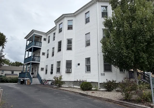 Photo 2 of Sale Pending at 957 Warren Ave, Brockton, MA 02301 | MLS# 73572987 | Listing updated on 2026-09-30