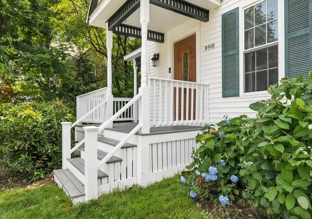 Photo 3 of Single family home for sale at 998 Boston Rd, Haverhill, MA 01835 | MLS# 73573805 | Listing updated on 2026-09-13