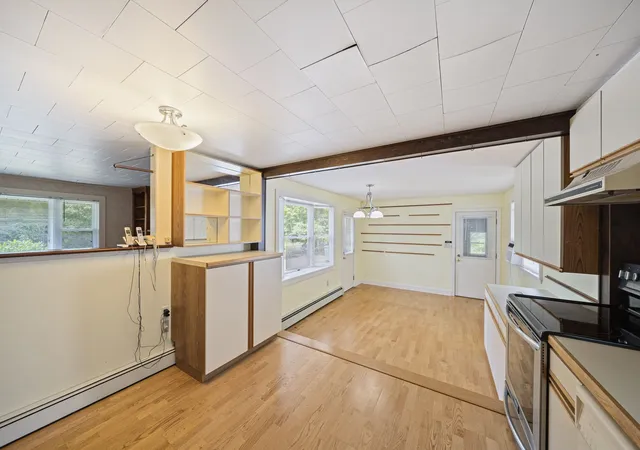 Photo 4 of Sale Pending at 508 Center St, Pembroke, MA 02359 | MLS# 73575346 | Listing updated on 2026-09-29