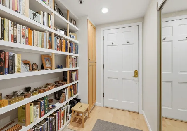 Listing Photo 5 - Condo for sale in building located at 44 Elm St, Worcester, MA 01609 - Unit #109