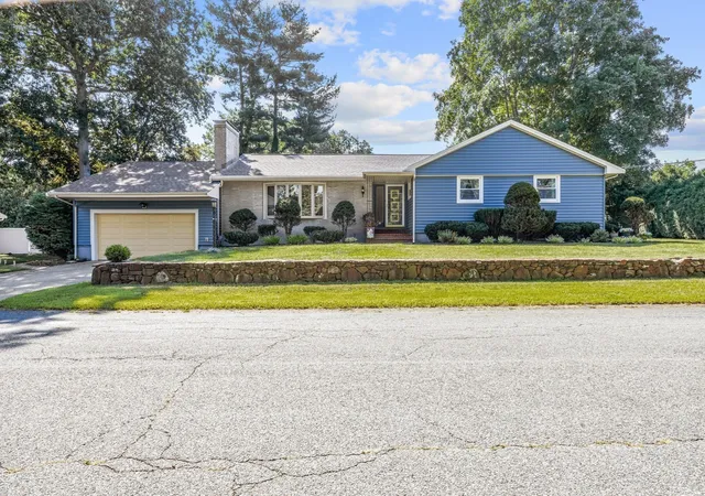 Photo 2 of Sale Pending at 122 Westwood Dr, Whitman, MA 02382 | MLS# 73575131 | Listing updated on 2026-09-29