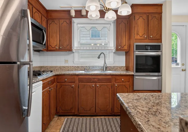 Photo 4 of Single family home for sale at 46 Grapevine Ave, Lexington, MA 02421 | MLS# 73574696 | Listing updated on 2026-10-03