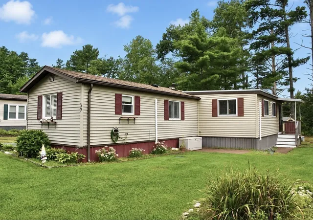 Manufactured home for sale at 39 Pipers Way, Carver, MA 02330 | MLS# 73578348