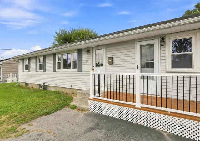Photo 2 of Single family home for sale at 76 Daley St, Chicopee, MA 01013 | MLS# 73575763 | Listing updated on 2026-09-19