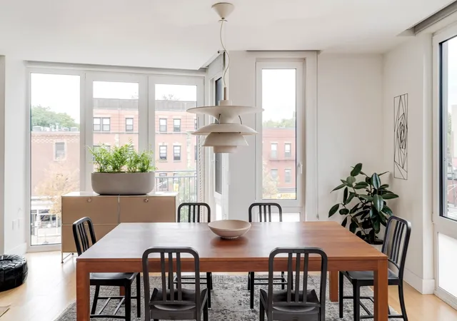Listing Photo 4 - Condo for sale in building located at 7 Beech St, Cambridge, MA 02140 - Unit #321