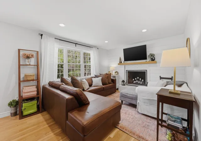 Photo 3 of Sale Pending at 9 Indian Path, North Grafton, MA 01536 | MLS# 73581911 | Listing updated on 2026-10-07
