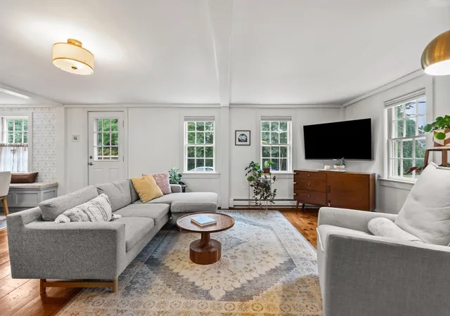 Photo 4 of Sale Pending at 74 Derby St #1, Salem, MA 01970 | MLS# 73574904 | Listing updated on 2026-09-29