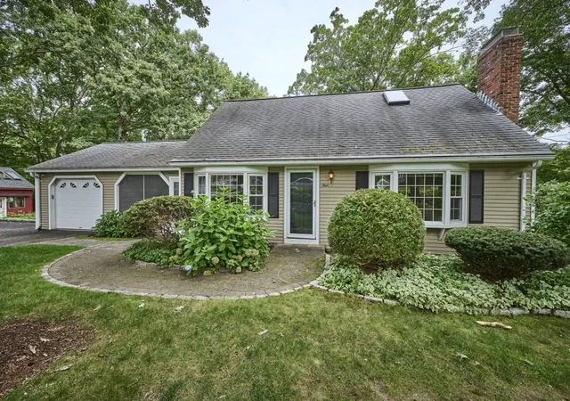 Photo 1 of Single family home for sale at 4 Hyder St, Westborough, MA 01581 | MLS# 73575646 | Listing updated on 2026-09-14