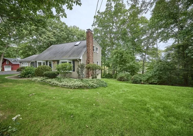 Photo 2 of Single family home for sale at 4 Hyder St, Westborough, MA 01581 | MLS# 73575646 | Listing updated on 2026-09-14