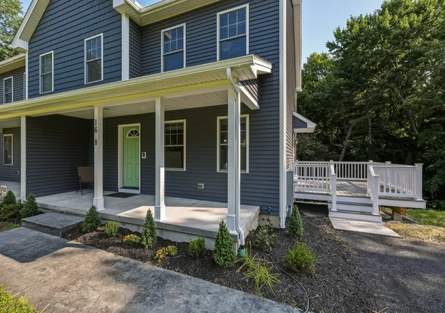 Photo 4 of Condo for sale at 16 Gunn Rd Ext #B, Southampton, MA 01073 | MLS# 73575401 | Listing updated on 2026-09-28