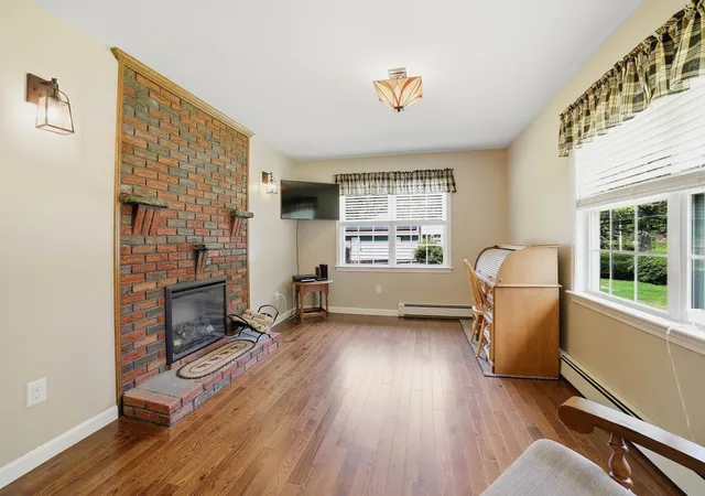 Photo 4 of Sale Pending at 425 River Rd, Uxbridge, MA 01569 | MLS# 73571101 | Listing updated on 2026-09-19