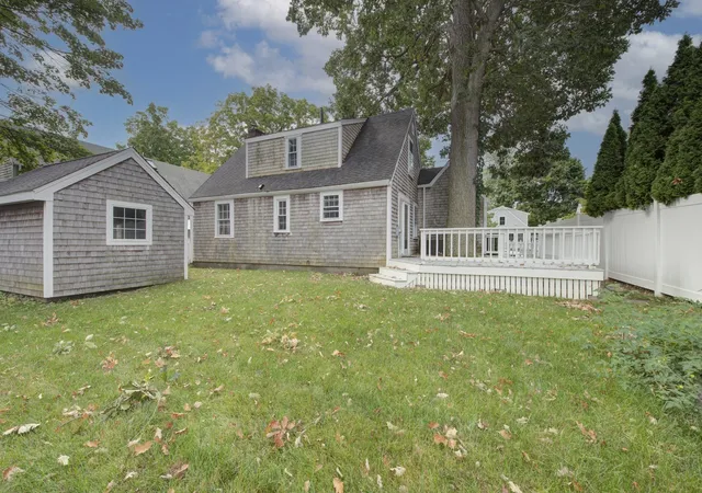 Photo 3 of Single family home for sale at 21 Sycamore Ln, Hingham, MA 02043 | MLS# 73573362 | Listing updated on 2026-09-23