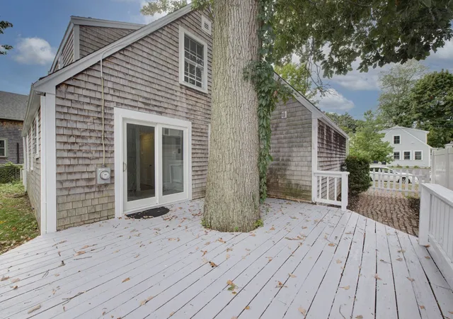Photo 4 of Single family home for sale at 21 Sycamore Ln, Hingham, MA 02043 | MLS# 73573362 | Listing updated on 2026-09-23