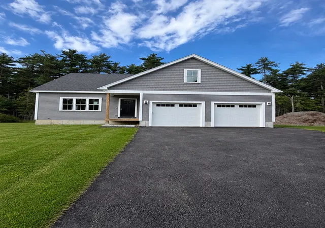 Photo 1 of Single family home for sale at 10 Maple Hl Rd, Lakeville, MA 02347 | MLS# 73575280 | Listing updated on 2026-09-19