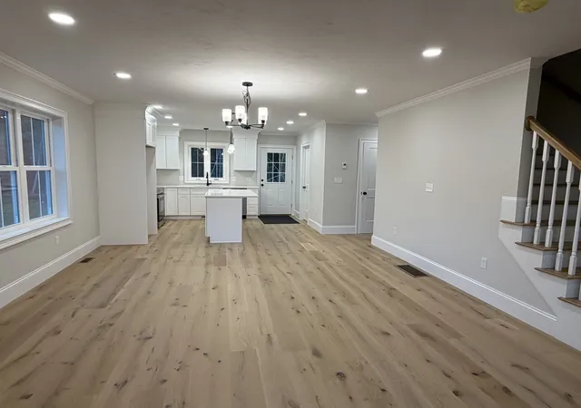 Photo 3 of Single family home for sale at 10 Maple Hl Rd, Lakeville, MA 02347 | MLS# 73575280 | Listing updated on 2026-09-19