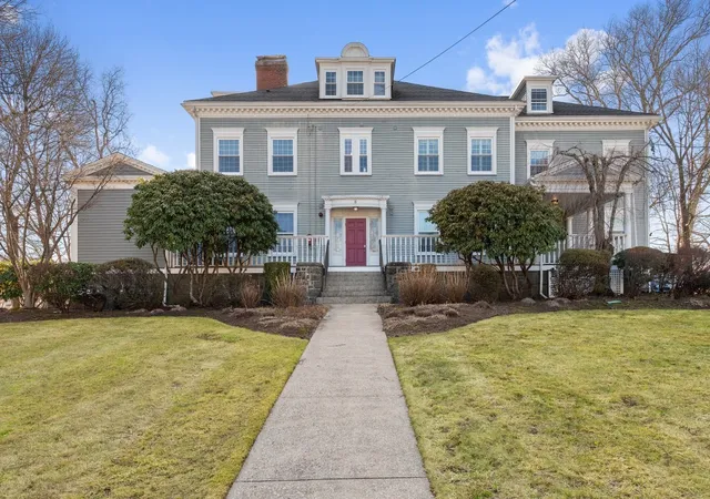 Photo 1 of Condo for sale at 8 Parker Rd #4, Wakefield, MA 01880 | MLS# 73582196 | Listing updated on 2026-10-27