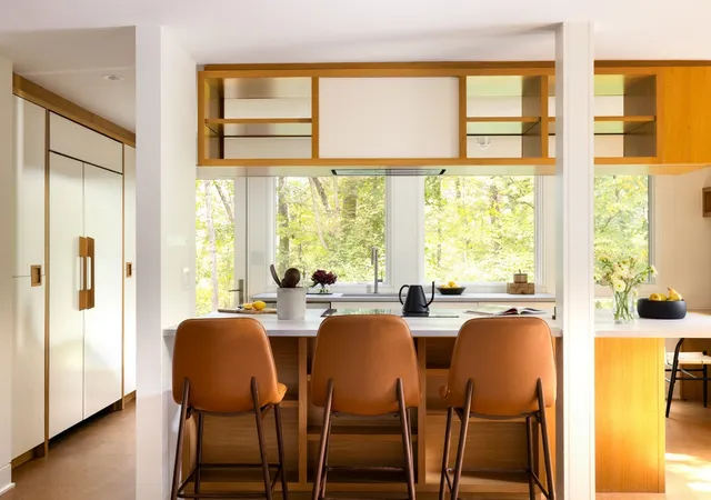 Photo 4 of Sale Pending at 102 The Valley Rd, Concord, MA 01742 | MLS# 73574526 | Listing updated on 2026-09-30