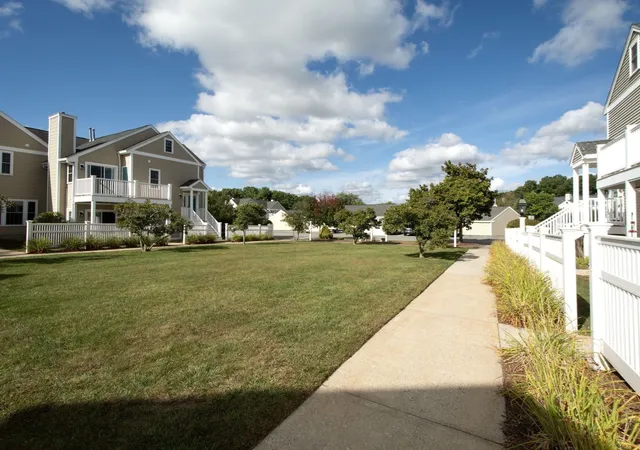 Photo 3 of Condo for sale at 365 Tilden Cmns Ln #365, Braintree, MA 02184 | MLS# 73582347 | Listing updated on 2026-10-09