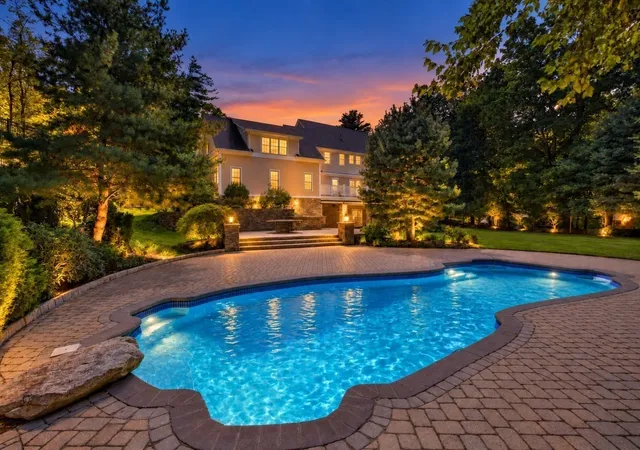 Photo 3 of Mansion for sale at 68 West Hl Ave, Melrose, MA 02176 | MLS# 73582761 | Listing updated on 2026-09-29