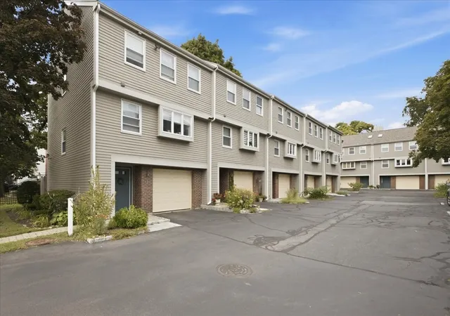 Photo 3 of Condo for sale at 174 Adams St #2, Newton, MA 02458 | MLS# 73575154 | Listing updated on 2026-09-14