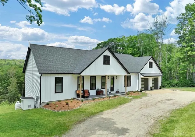Photo 2 of Single family home for sale at 33 Old New Ipswich Rd, Rindge, NH 03461 | MLS# 73578986 | Listing updated on 2026-09-21