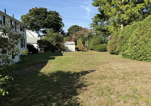 Photo 3 of Single family home for sale at 27 Keating Cir, South Weymouth, MA 02190 | MLS# 73589453 | Listing updated on 2026-10-15