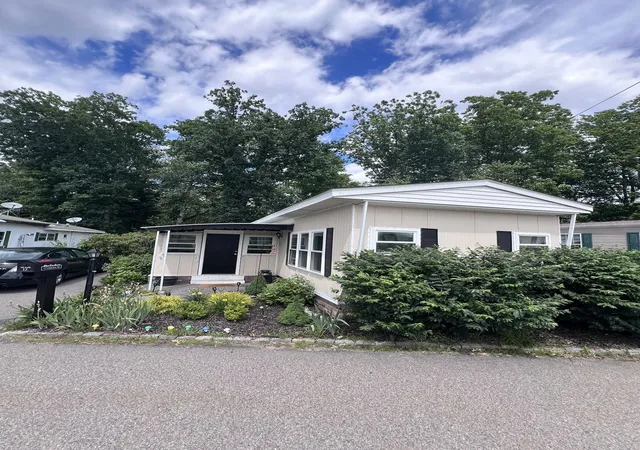 Photo 2 of Sale Pending at 160 Washington St #17, Plainville, MA 02762 | MLS# 73539044 | Listing updated on 2026-10-02