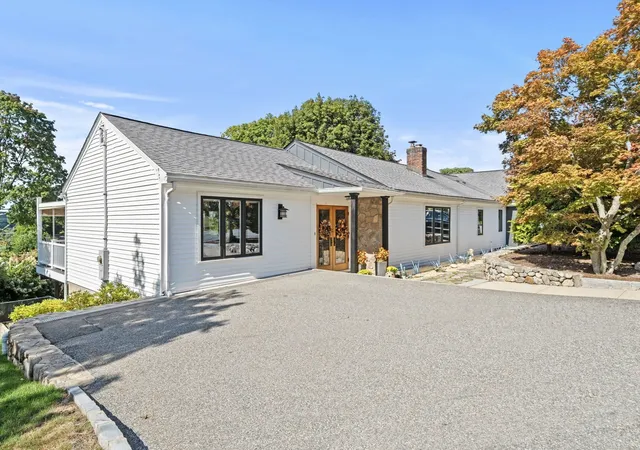Photo 3 of Sale Pending at 18 Maura Dr, Woburn, MA 01801 | MLS# 73574620 | Listing updated on 2026-09-12