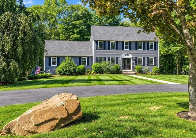Photo 2 of Single family home for sale at 6 Rhonda Rheault Dr, Oxford, MA 01540 | MLS# 73583508 | Listing updated on 2026-10-02